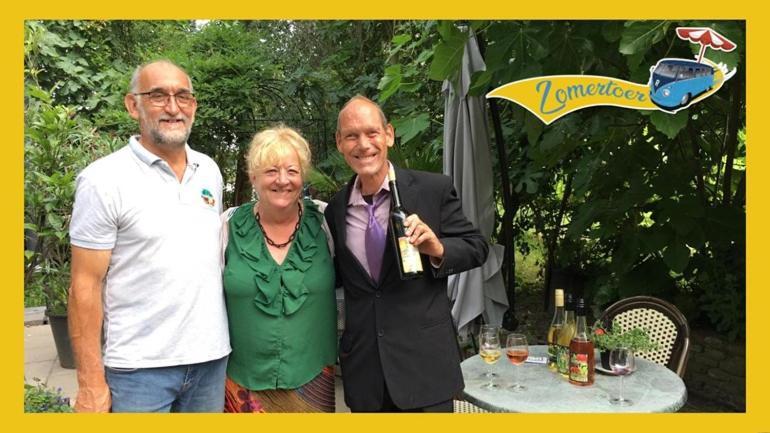 Wijndomein De Vier Ambachten -Overnachten In De Wijngaard Simonshaven エクステリア 写真